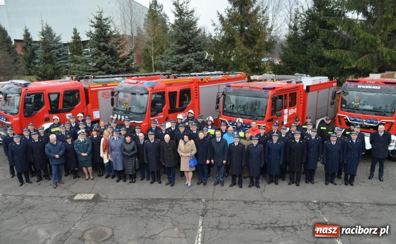 Zdjęcie w galerii na portalu naszraciborz.pl: Druhowie z OSP Brzezie na naradzie rocznej śląskiej straży pożarnej  wiadomości z regionu