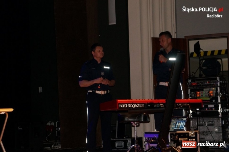 Zdjęcie w galerii na portalu naszraciborz.pl: Seminarium dotyczące bezpieczeństwa w ruchu drogowym w RCK wiadomości z regionu