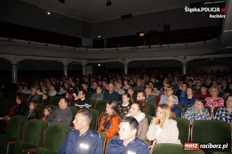 Zdjęcie w galerii na portalu naszraciborz.pl: Seminarium dotyczące bezpieczeństwa w ruchu drogowym w RCK wiadomości z regionu