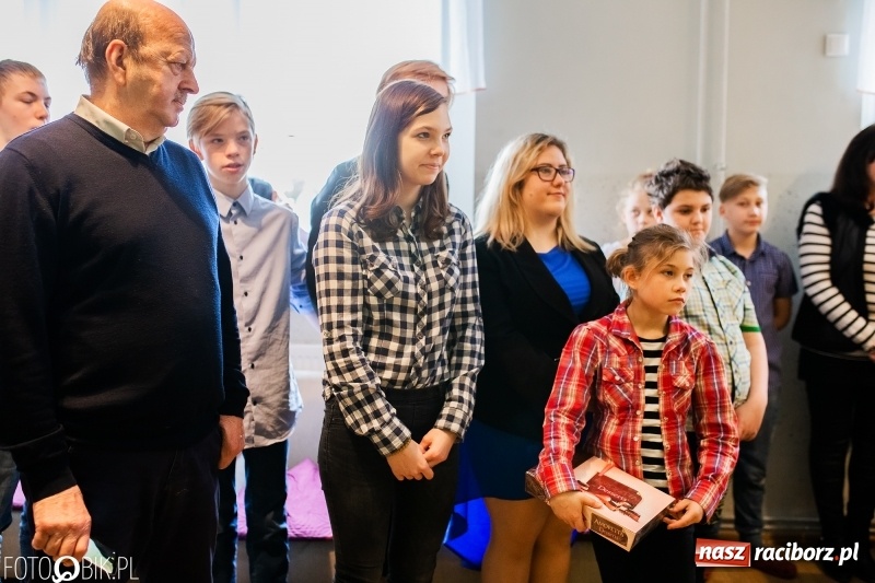 Zdjęcie w galerii na portalu naszraciborz.pl: Kierujcie się sercem i rozumem. W Cyprzanowie otwarto Placówkę Opiekuńczo-Wychowawczą wiadomości z regionu