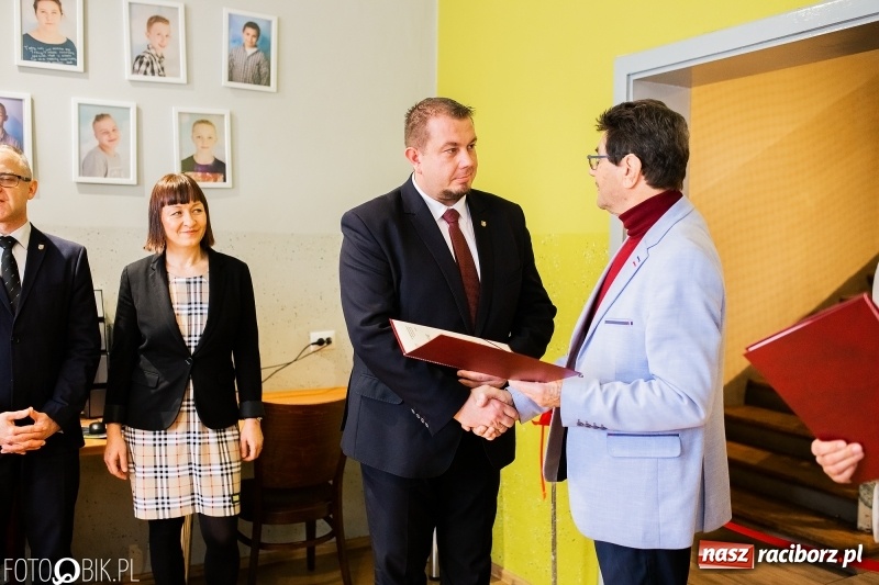 Zdjęcie w galerii na portalu naszraciborz.pl: Kierujcie się sercem i rozumem. W Cyprzanowie otwarto Placówkę Opiekuńczo-Wychowawczą wiadomości z regionu