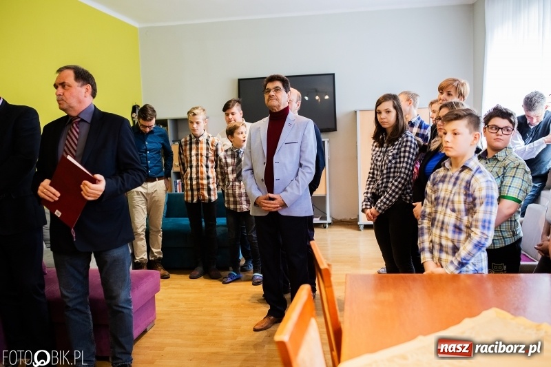Zdjęcie w galerii na portalu naszraciborz.pl: Kierujcie się sercem i rozumem. W Cyprzanowie otwarto Placówkę Opiekuńczo-Wychowawczą wiadomości z regionu