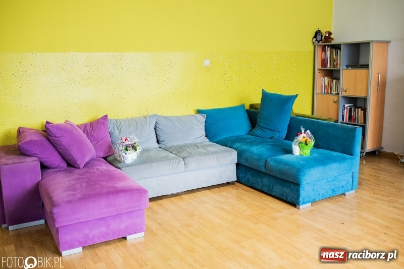 Zdjęcie w galerii na portalu naszraciborz.pl: Kierujcie się sercem i rozumem. W Cyprzanowie otwarto Placówkę Opiekuńczo-Wychowawczą wiadomości z regionu