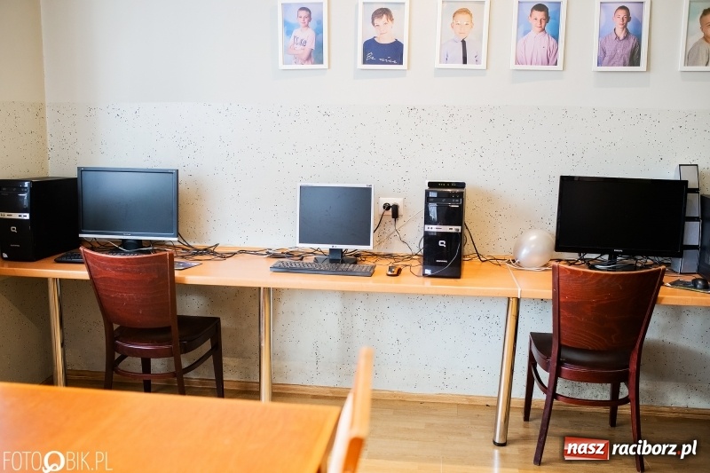 Zdjęcie w galerii na portalu naszraciborz.pl: Kierujcie się sercem i rozumem. W Cyprzanowie otwarto Placówkę Opiekuńczo-Wychowawczą wiadomości z regionu