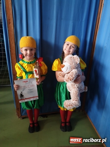 Zdjęcie w galerii na portalu naszraciborz.pl: Udany start Stowarzyszenia Źródło w ogólnopolskim konkursie tanecznym wiadomości z regionu