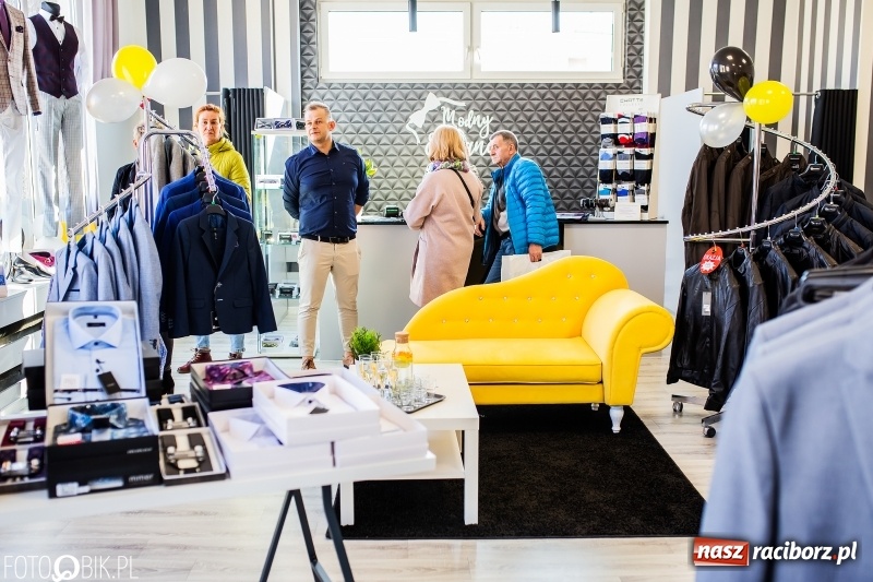 Zdjęcie w galerii na portalu naszraciborz.pl: Niepowtarzalnie z polską metką – czyli salon mody męskiej Modny Elegancik wiadomości z regionu