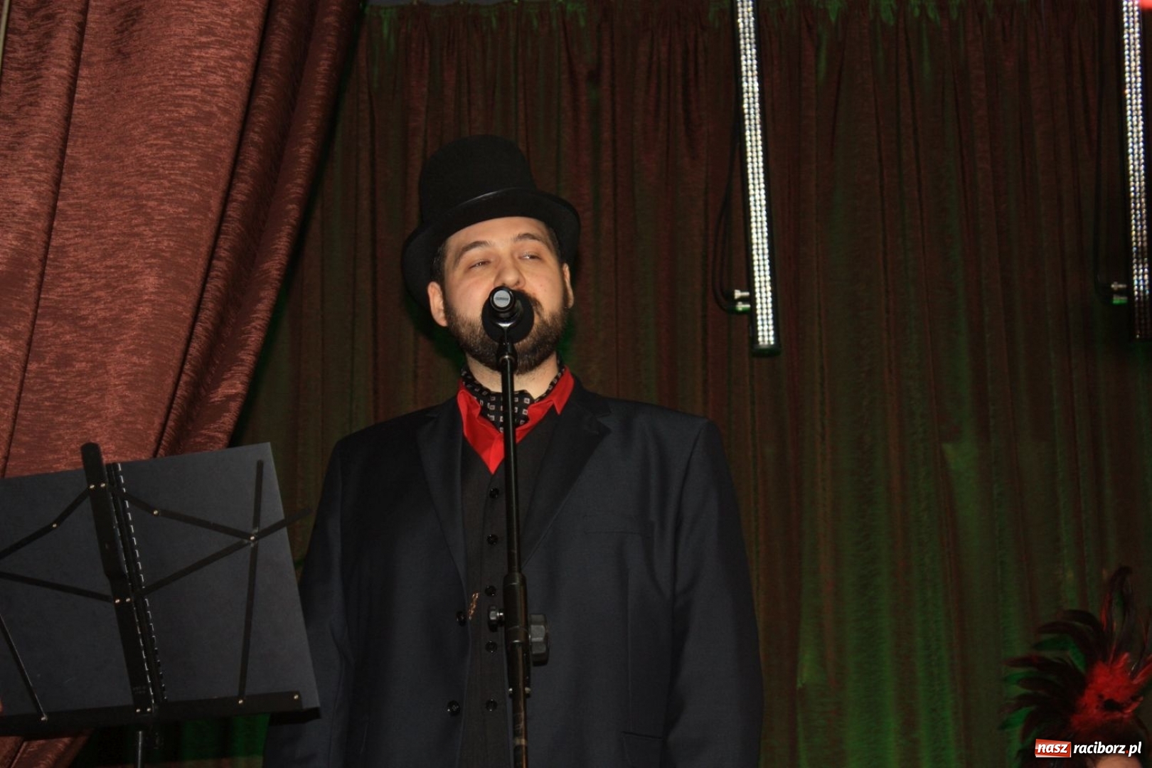 Zdjęcie w galerii na portalu naszraciborz.pl: Teatr Senioralne Forte na Dzień Kobiet w Krzanowicach wiadomości z regionu