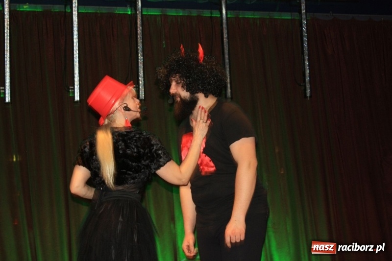 Zdjęcie w galerii na portalu naszraciborz.pl: Teatr Senioralne Forte na Dzień Kobiet w Krzanowicach wiadomości z regionu