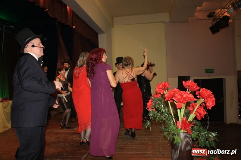 Zdjęcie w galerii na portalu naszraciborz.pl: Teatr Senioralne Forte na Dzień Kobiet w Krzanowicach wiadomości z regionu