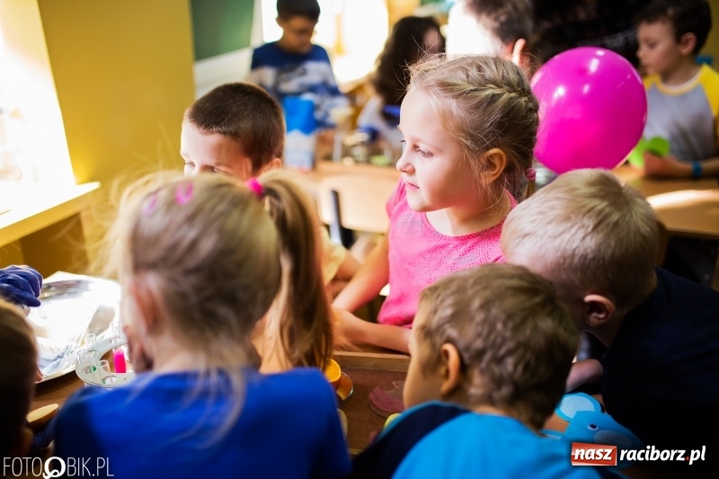 Zdjęcie w galerii na portalu naszraciborz.pl: Dzień Otwarty w Szkole Podstawowej nr 13 wiadomości z regionu