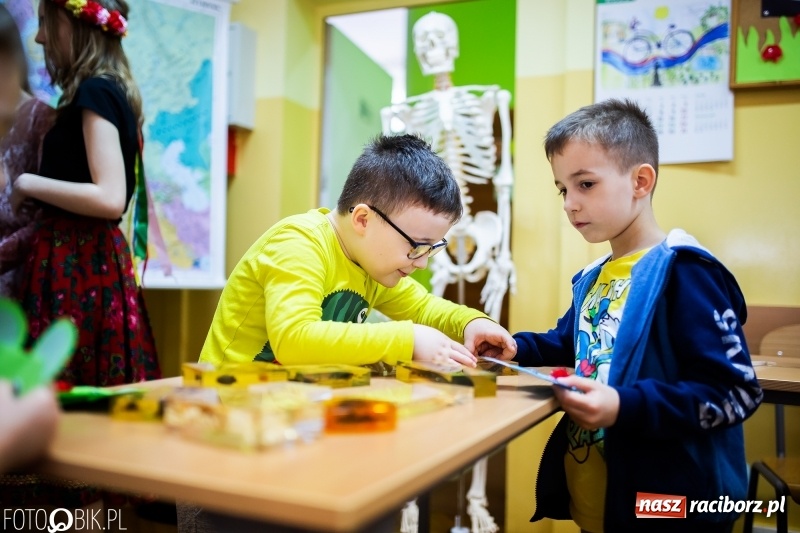 Zdjęcie w galerii na portalu naszraciborz.pl: Dzień Otwarty w Szkole Podstawowej nr 13 wiadomości z regionu