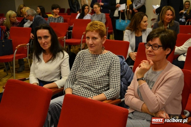 Zdjęcie w galerii na portalu naszraciborz.pl: I Seminarium Prawa Oświatowego za nami  wiadomości z regionu