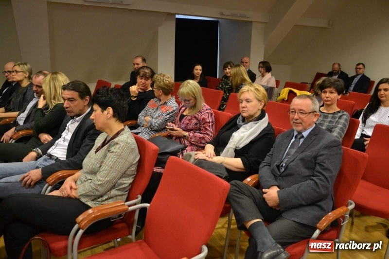Zdjęcie w galerii na portalu naszraciborz.pl: I Seminarium Prawa Oświatowego za nami  wiadomości z regionu