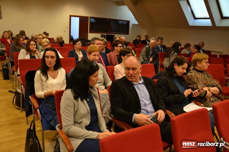 Zdjęcie w galerii na portalu naszraciborz.pl: I Seminarium Prawa Oświatowego za nami  wiadomości z regionu