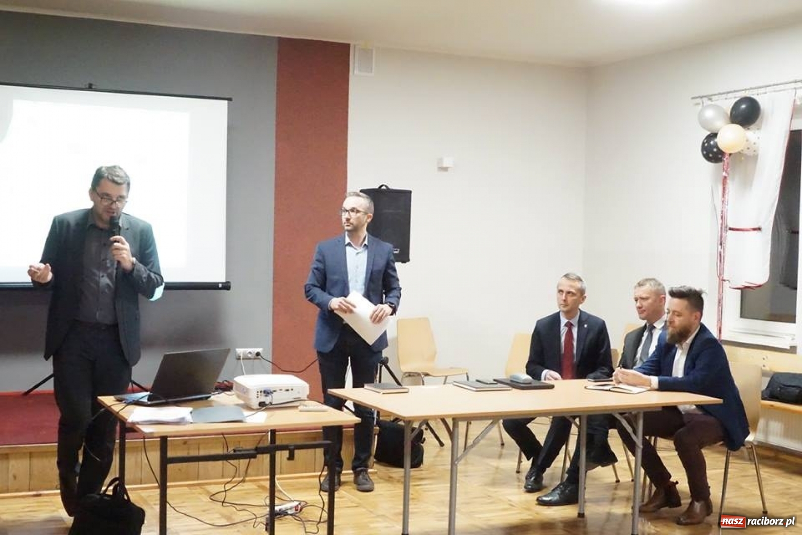 Zdjęcie w galerii na portalu naszraciborz.pl: Gaz dla dzielnic Raciborza. Pierwsze spotkanie  wiadomości z regionu