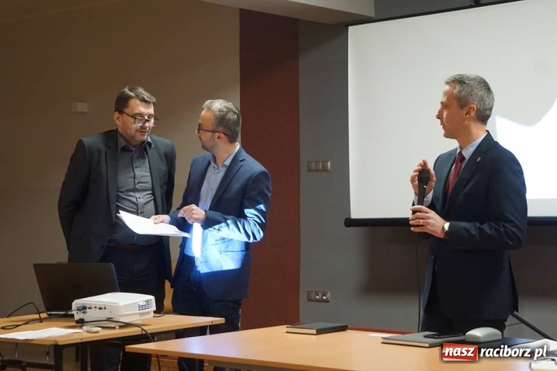 Zdjęcie w galerii na portalu naszraciborz.pl: Gaz dla dzielnic Raciborza. Pierwsze spotkanie  wiadomości z regionu