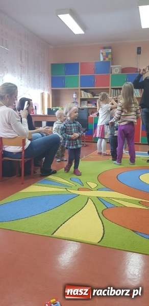 Zdjęcie w galerii na portalu naszraciborz.pl: Od Malucha do Odkrywcy. Najmłodsi raciborzanie poznają Przedszkole numer 23  wiadomości z regionu