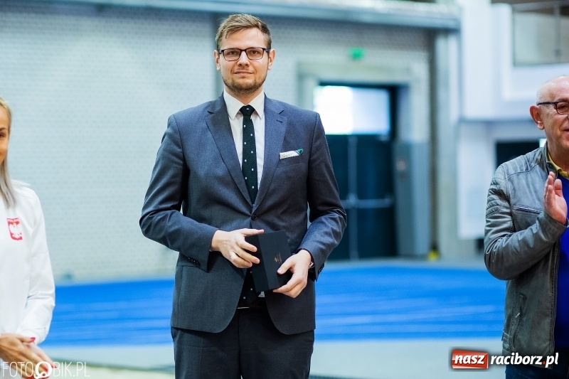 Zdjęcie w galerii na portalu naszraciborz.pl: Uczniowie Szkoły Mistrzostwa Sportowego trenowali z Justyną Święty-Ersetic wiadomości z regionu