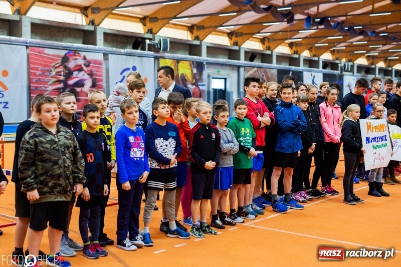 Zdjęcie w galerii na portalu naszraciborz.pl: Uczniowie Szkoły Mistrzostwa Sportowego trenowali z Justyną Święty-Ersetic wiadomości z regionu