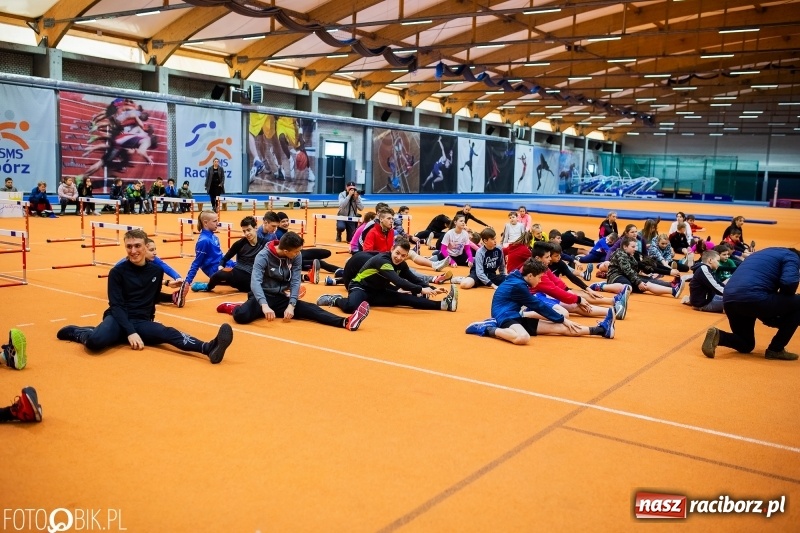 Zdjęcie w galerii na portalu naszraciborz.pl: Uczniowie Szkoły Mistrzostwa Sportowego trenowali z Justyną Święty-Ersetic wiadomości z regionu