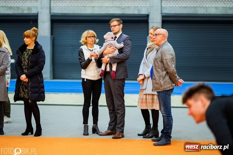 Zdjęcie w galerii na portalu naszraciborz.pl: Uczniowie Szkoły Mistrzostwa Sportowego trenowali z Justyną Święty-Ersetic wiadomości z regionu