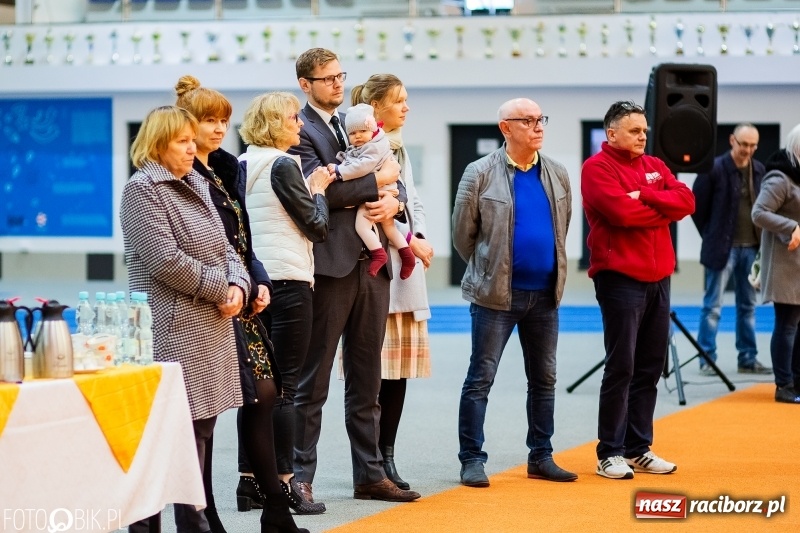 Zdjęcie w galerii na portalu naszraciborz.pl: Uczniowie Szkoły Mistrzostwa Sportowego trenowali z Justyną Święty-Ersetic wiadomości z regionu