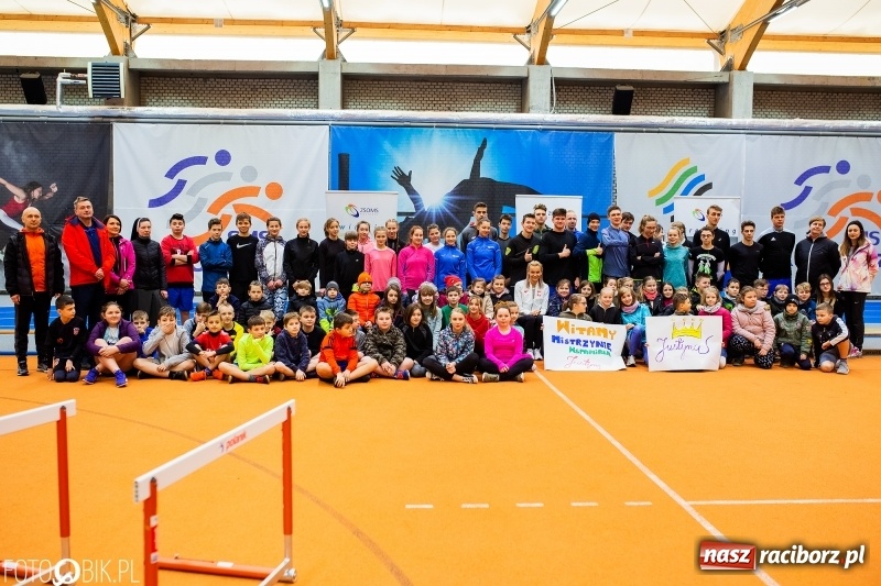 Zdjęcie w galerii na portalu naszraciborz.pl: Uczniowie Szkoły Mistrzostwa Sportowego trenowali z Justyną Święty-Ersetic wiadomości z regionu