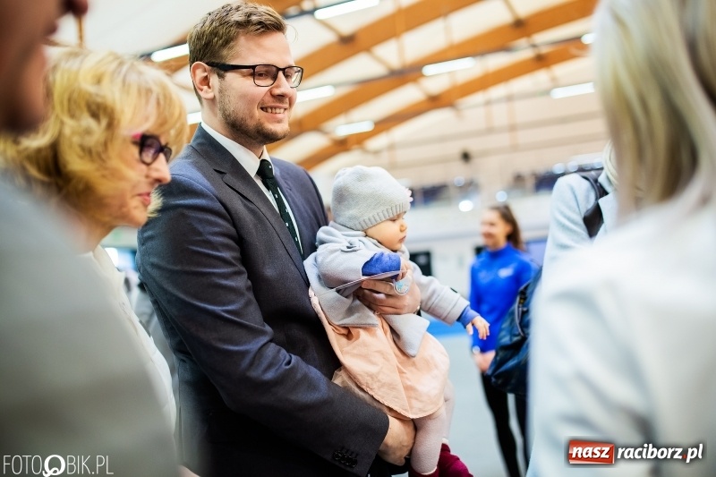 Zdjęcie w galerii na portalu naszraciborz.pl: Uczniowie Szkoły Mistrzostwa Sportowego trenowali z Justyną Święty-Ersetic wiadomości z regionu