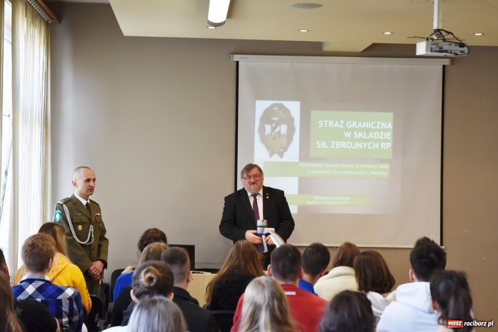 Zdjęcie w galerii na portalu naszraciborz.pl: Śląskich pograniczników odwiedził wnuk ich patrona  wiadomości z regionu