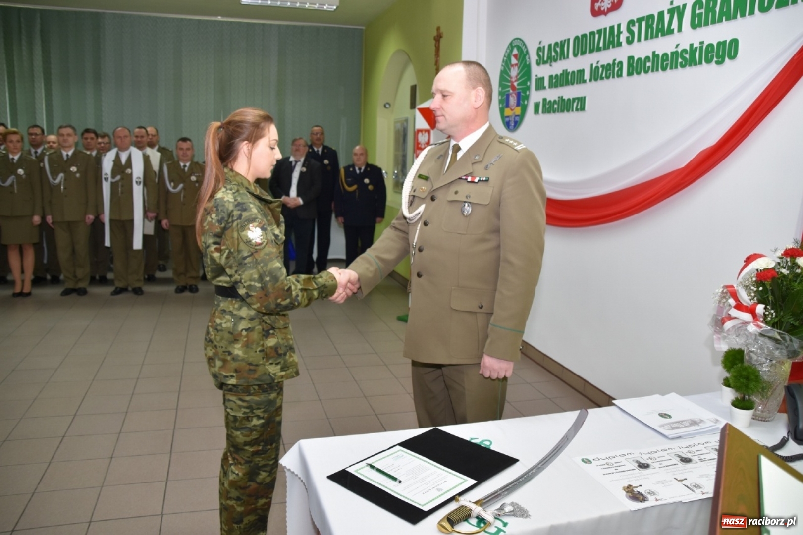 Zdjęcie w galerii na portalu naszraciborz.pl: Śląskich pograniczników odwiedził wnuk ich patrona  wiadomości z regionu