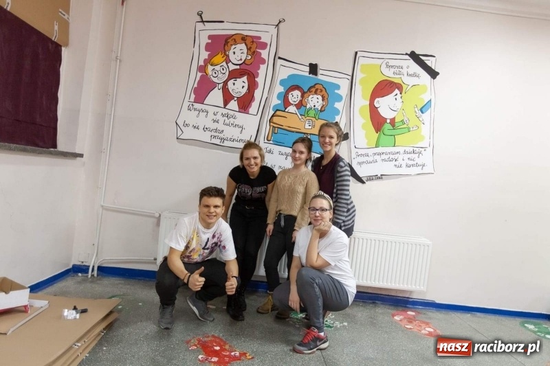 Zdjęcie w galerii na portalu naszraciborz.pl: Wiosenne rewolucje w SP 1 na Ostrogu  wiadomości z regionu