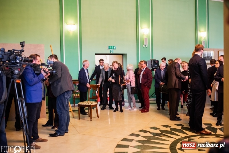 Zdjęcie w galerii na portalu naszraciborz.pl: Juliusz i Wojciech Kossak w Raciborzu. Historyczne malarstwo w pałacyku Rafako wiadomości z regionu