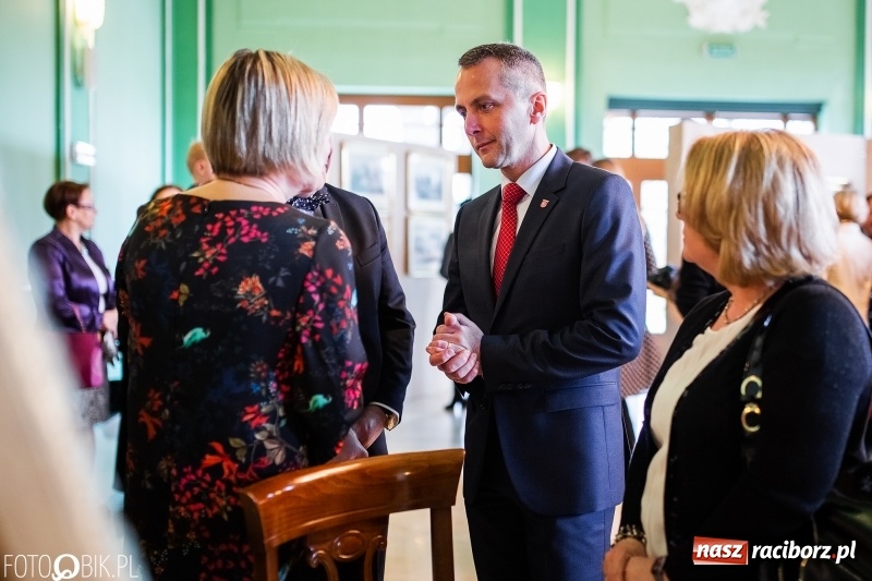 Zdjęcie w galerii na portalu naszraciborz.pl: Juliusz i Wojciech Kossak w Raciborzu. Historyczne malarstwo w pałacyku Rafako wiadomości z regionu