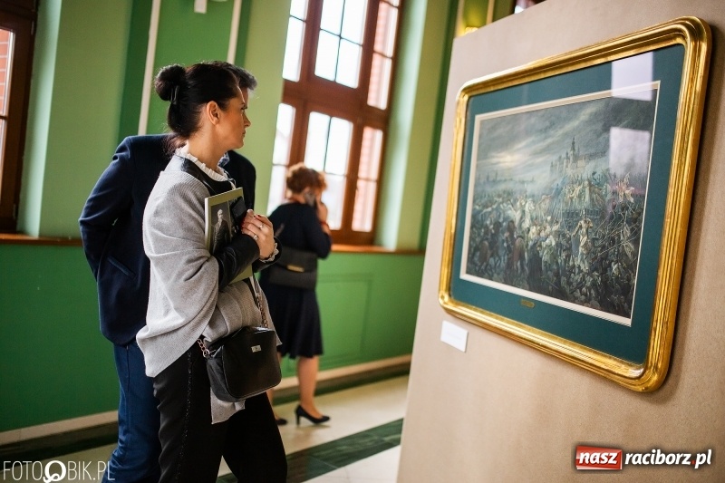 Zdjęcie w galerii na portalu naszraciborz.pl: Juliusz i Wojciech Kossak w Raciborzu. Historyczne malarstwo w pałacyku Rafako wiadomości z regionu