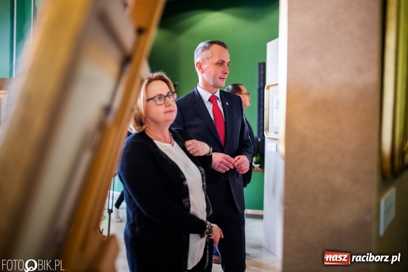 Zdjęcie w galerii na portalu naszraciborz.pl: Juliusz i Wojciech Kossak w Raciborzu. Historyczne malarstwo w pałacyku Rafako wiadomości z regionu