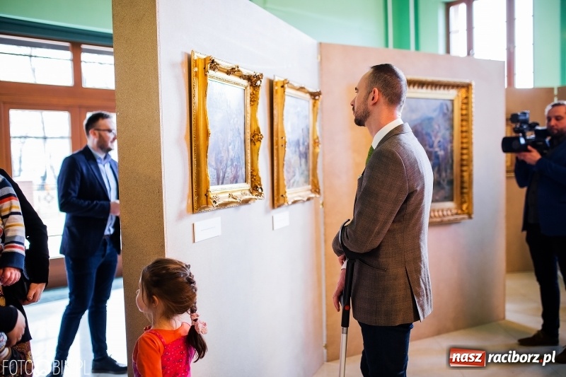 Zdjęcie w galerii na portalu naszraciborz.pl: Juliusz i Wojciech Kossak w Raciborzu. Historyczne malarstwo w pałacyku Rafako wiadomości z regionu