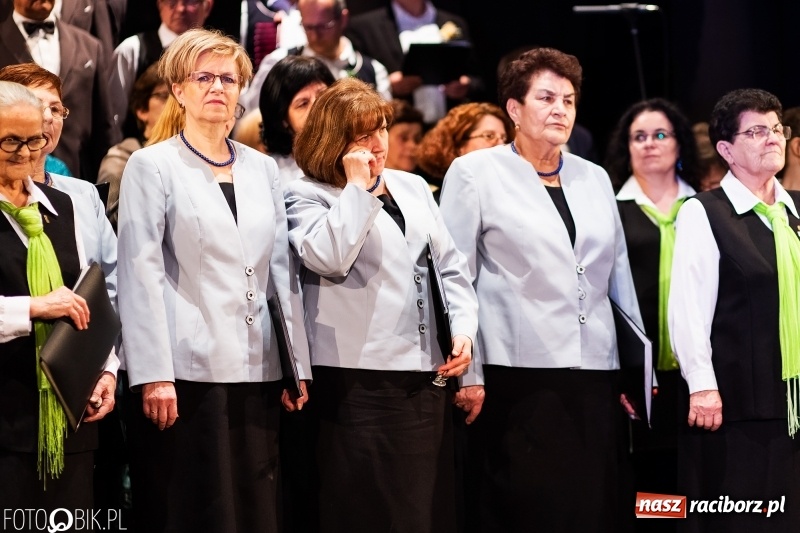 Zdjęcie w galerii na portalu naszraciborz.pl: Benefis Piotra Libery w Domu Kultury Strzecha wiadomości z regionu