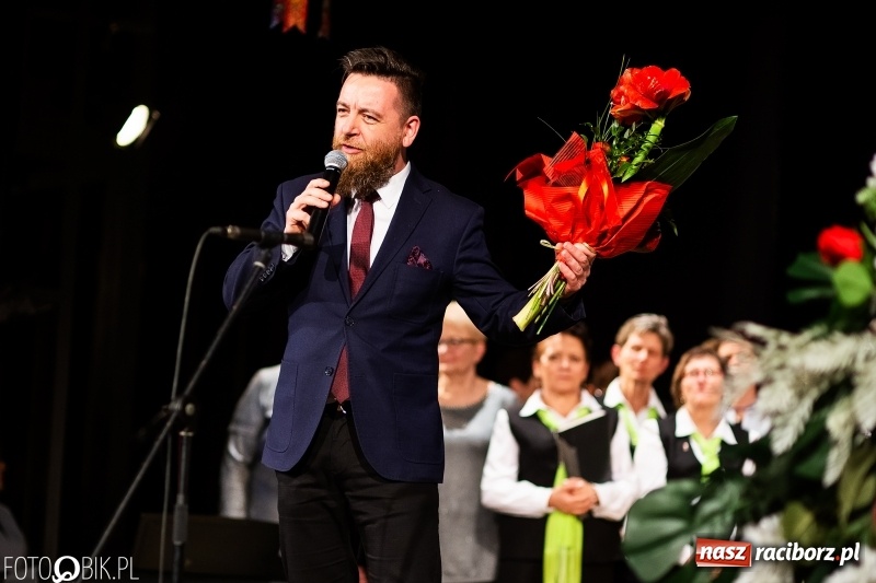 Zdjęcie w galerii na portalu naszraciborz.pl: Benefis Piotra Libery w Domu Kultury Strzecha wiadomości z regionu