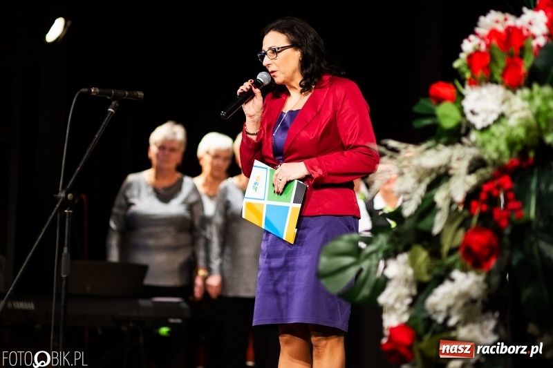 Zdjęcie w galerii na portalu naszraciborz.pl: Benefis Piotra Libery w Domu Kultury Strzecha wiadomości z regionu