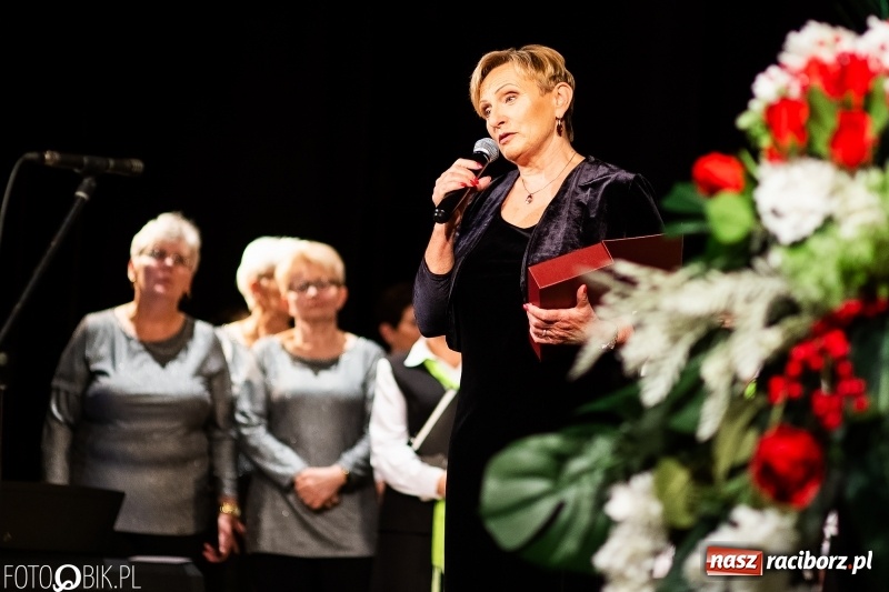 Zdjęcie w galerii na portalu naszraciborz.pl: Benefis Piotra Libery w Domu Kultury Strzecha wiadomości z regionu