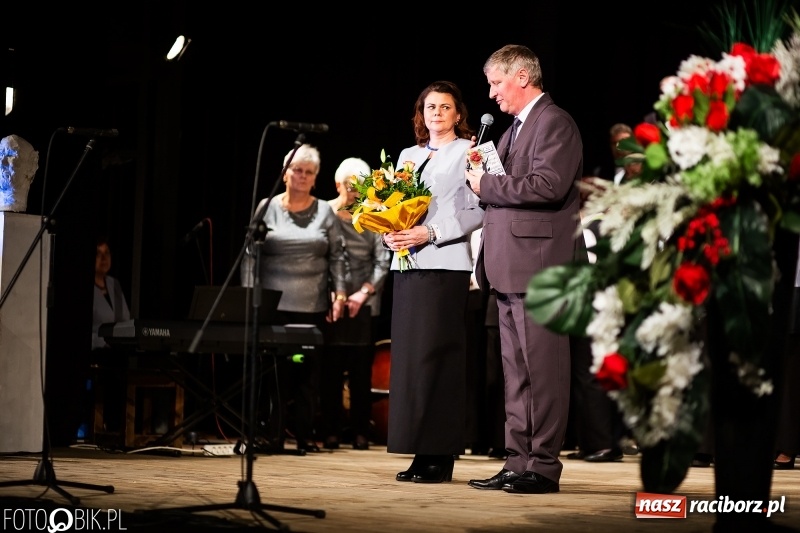 Zdjęcie w galerii na portalu naszraciborz.pl: Benefis Piotra Libery w Domu Kultury Strzecha wiadomości z regionu