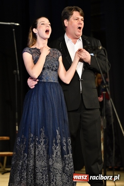 Zdjęcie w galerii na portalu naszraciborz.pl: Benefis Piotra Libery w Domu Kultury Strzecha wiadomości z regionu