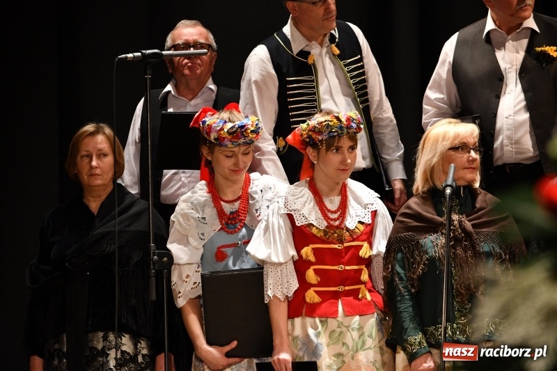 Zdjęcie w galerii na portalu naszraciborz.pl: Benefis Piotra Libery w Domu Kultury Strzecha wiadomości z regionu