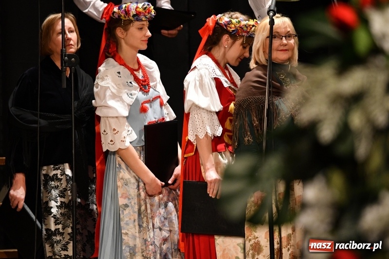 Zdjęcie w galerii na portalu naszraciborz.pl: Benefis Piotra Libery w Domu Kultury Strzecha wiadomości z regionu