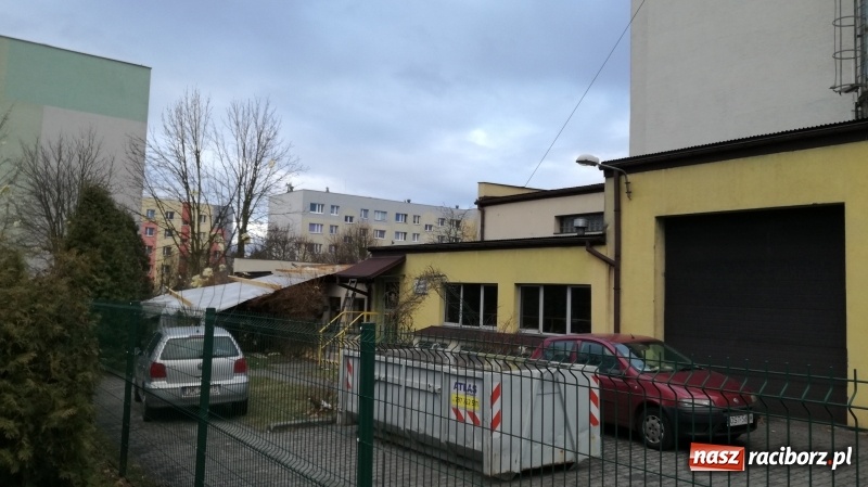 Zdjęcie w galerii na portalu naszraciborz.pl: To był nocny Armagedon. Strażacy mieli pełne ręce roboty. Ponad 60 wezwań FOTO wiadomości z regionu