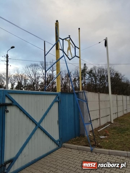 Zdjęcie w galerii na portalu naszraciborz.pl: To był nocny Armagedon. Strażacy mieli pełne ręce roboty. Ponad 60 wezwań FOTO wiadomości z regionu