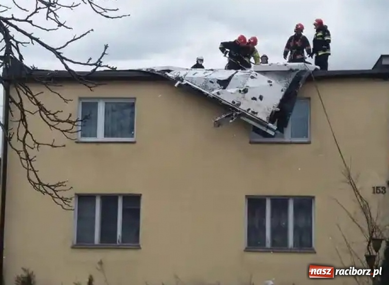 Zdjęcie w galerii na portalu naszraciborz.pl: W porywach wiało 109 km na godzinę. Krajobraz po wichurze. Strażacy wciąż w akcji. W Pogrzebieniu ratowano życie [FOTO] wiadomości z regionu
