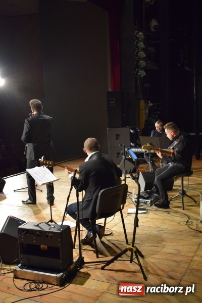 Zdjęcie w galerii na portalu naszraciborz.pl: Krzysztof Kiljański wystąpił w Kuźni Kultury wiadomości z regionu