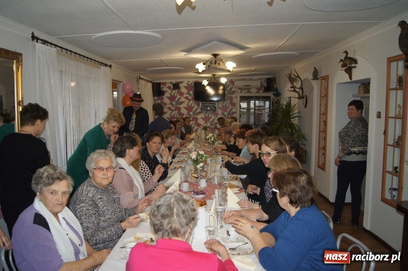 Zdjęcie w galerii na portalu naszraciborz.pl: Babski Comber, Dzień Mężczyzn i Dzień Sołtysa w Pawłowie  wiadomości z regionu