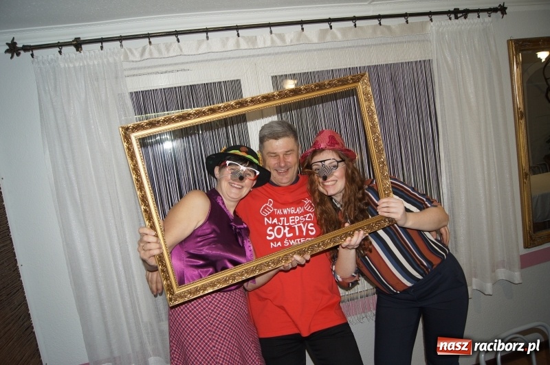 Zdjęcie w galerii na portalu naszraciborz.pl: Babski Comber, Dzień Mężczyzn i Dzień Sołtysa w Pawłowie  wiadomości z regionu